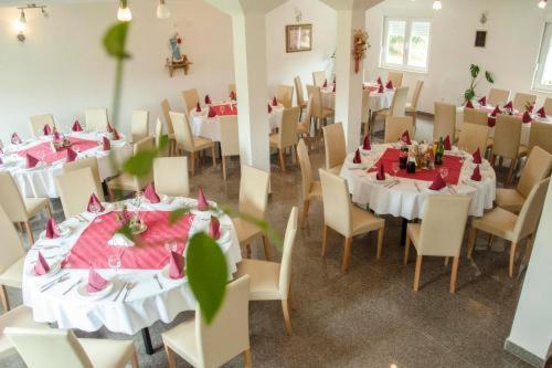 Pansion Danijel Hotel Medjugorje Bilik gambar