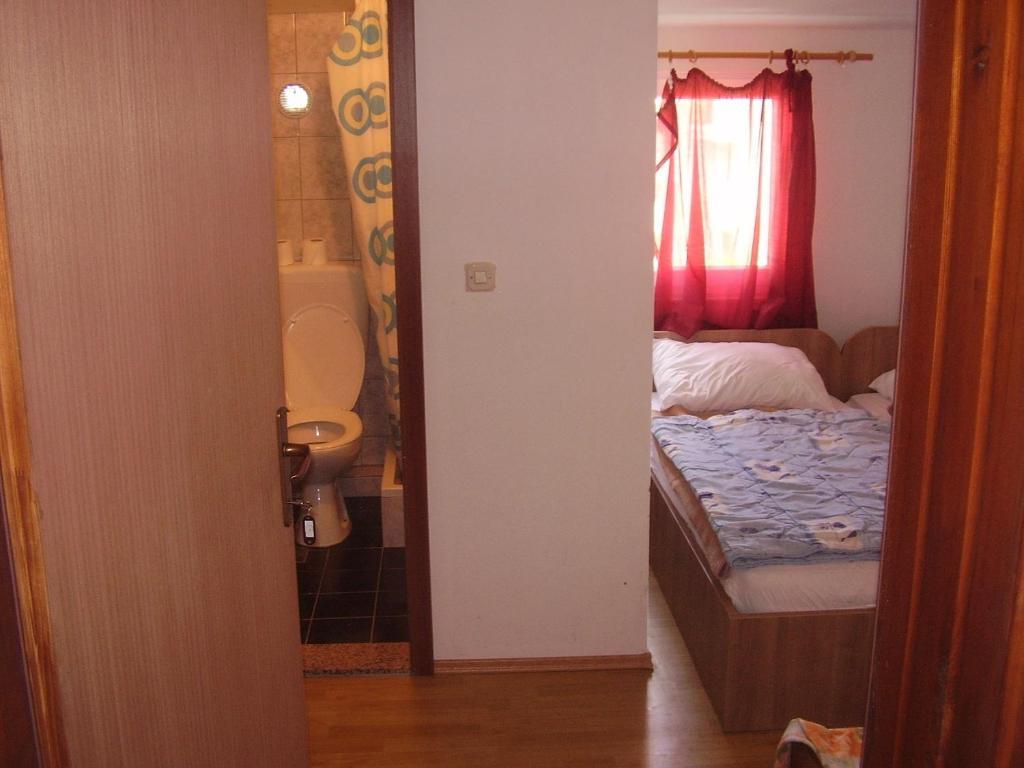 Pansion Danijel Hotel Medjugorje Bilik gambar